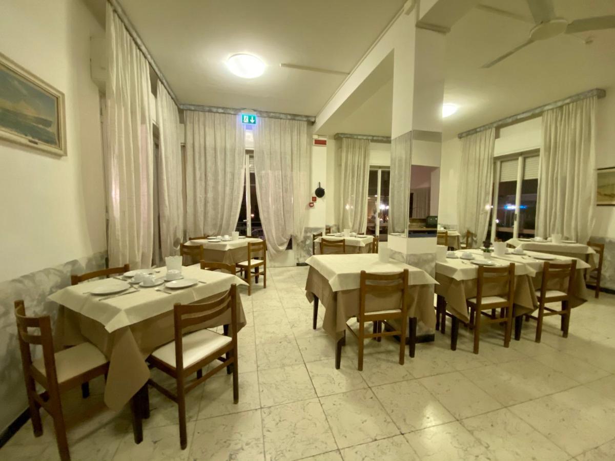 Villa Derna ريميني المظهر الخارجي الصورة
