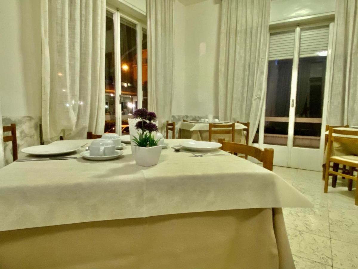 Villa Derna ريميني المظهر الخارجي الصورة